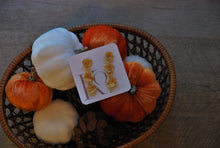 Load image into Gallery viewer, Gold Trio Roses