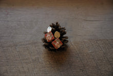 Load image into Gallery viewer, Pink Rose Dainty