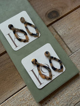 Load image into Gallery viewer, Tortoise Shell Dangles
